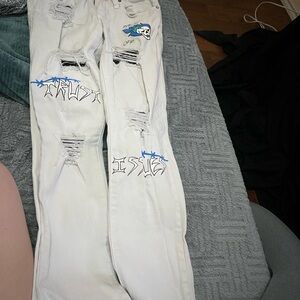 Rue21 White and Blue Graphic Skinny Jeans